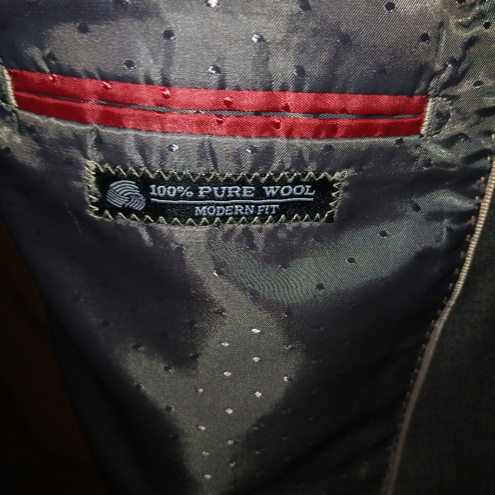 3pc Suit - Picture 9 of 10
